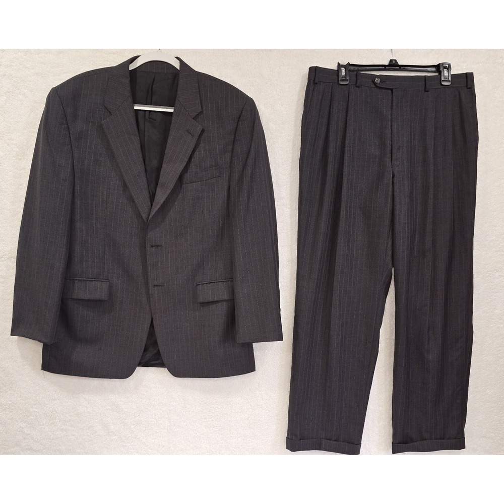 Woolmark Men's 2 Piece Suit Gray Pinstripe 42R Blazer 34x31 Pants‎ Wool Custom